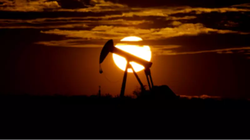 Hürmüz Boğazı Krizi Petrol Üretimini Vurdu: Suudi Arabistan ve BAE Üretimi Kesti