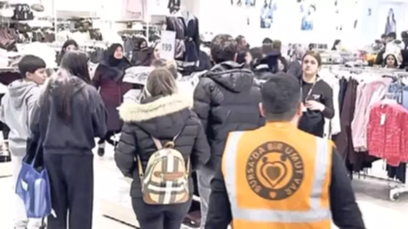 İhtiyaç Sahibi 400 Çocuk Bayram Sevinci Yaşadı