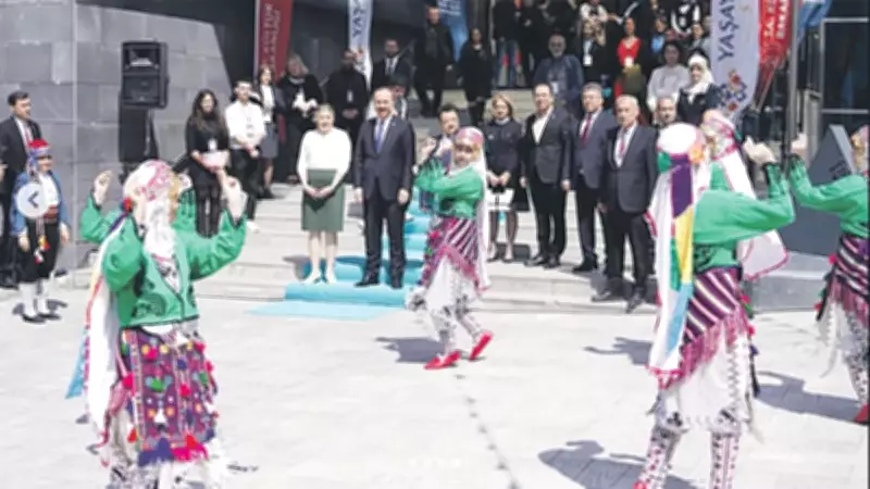 Isparta'da Geleneksel El Sanatları ve Kültür Şöleni Başladı