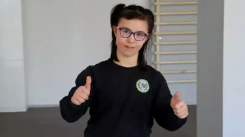 Isparta'da Özel Eğitim Öğrencisi Elif, Atletizmde Çifte Şampiyonluk Kazandı