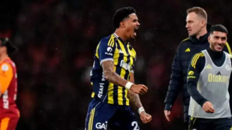 Jayden Oosterwolde, Fenerbahçe'de 100. Maçına Çıkacak