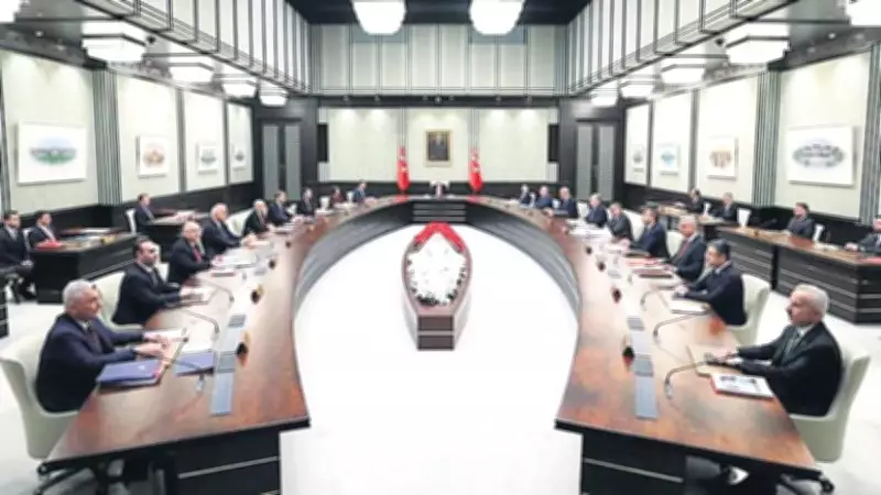 Kabine Kritik Toplantıda: Ortadoğu Savaşı ve Diplomasi Masada