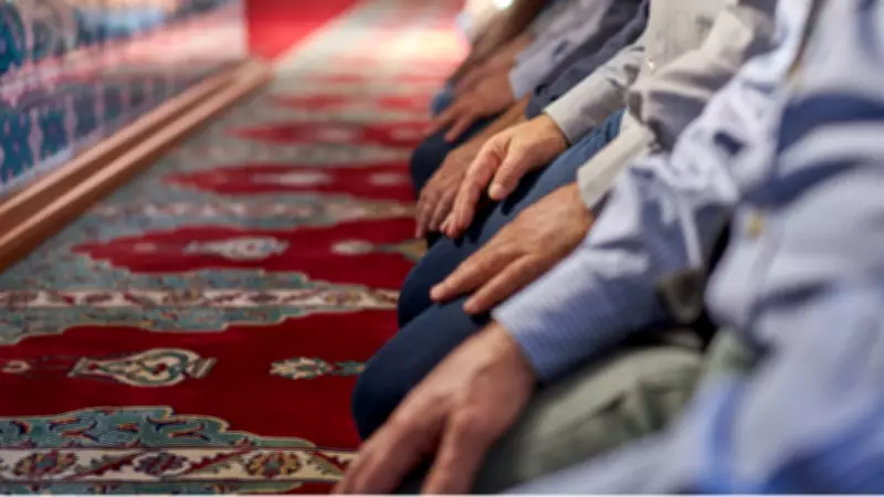 Kadir Gecesi 100 Rekatlık Namaz Nasıl Kılınır? Fazileti ve Kılınış Detayları