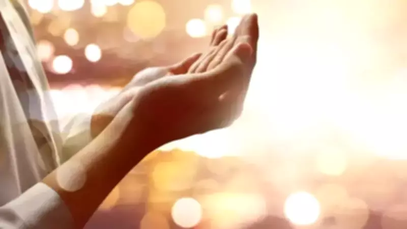 Kadir Gecesi Duası ve Anlamı: Diyanet'in Önerdiği İbadetler Neler?