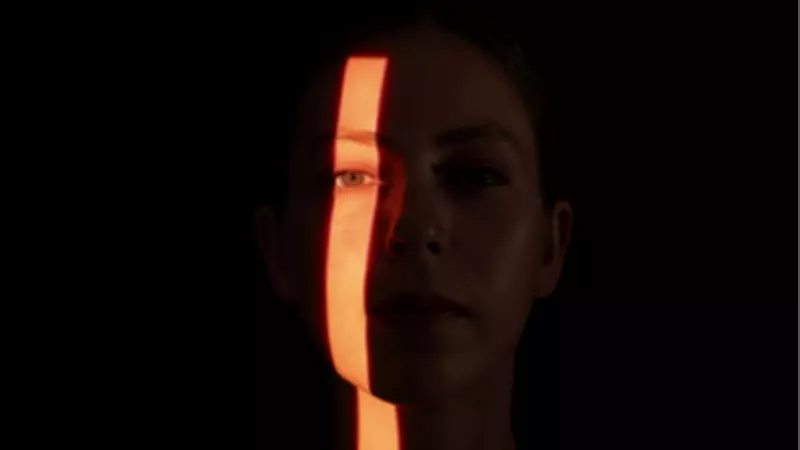 Karanlıkta Neden Önce Hiçbir Şey Göremiyoruz? Gözlerin Uyum Süreci Açıklandı