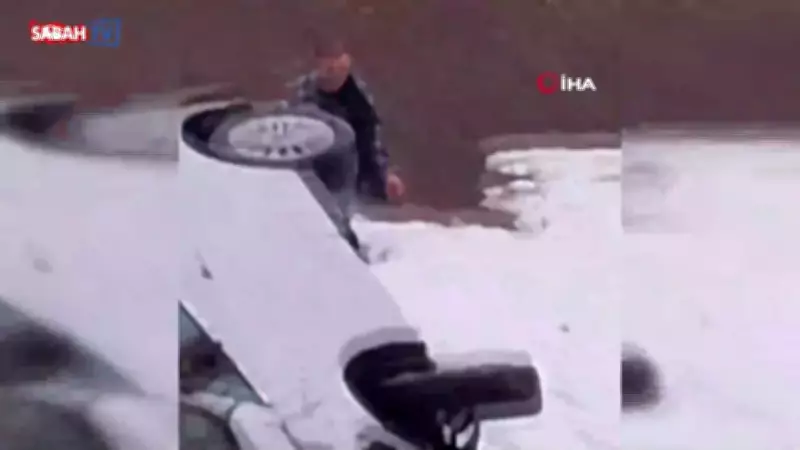 Kars'ta Şarampole Uçan Araçtan Sürücü Burnu Bile Kanamadan Kurtuldu