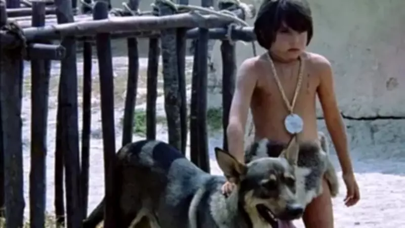 Kartal Tibet'in Oğlu Kanat Tibet, Tarkan'ın Çocukluğunu Oynadı!