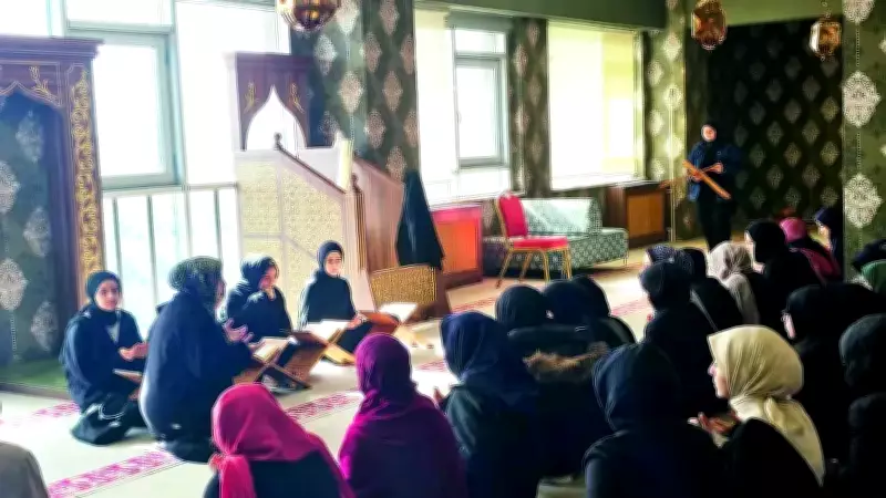 Kağıthane İmam Hatip Lisesi'nde Ramazan Ruhu: 52 Öğrenciye Yardım ve Mukabeleler