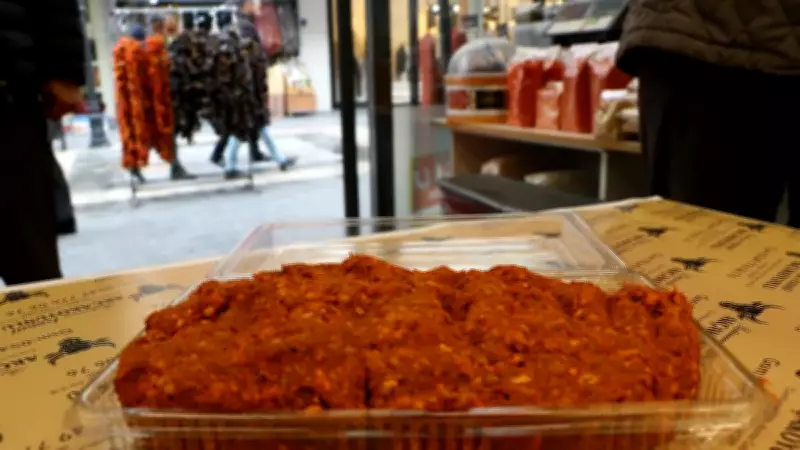 Kayseri'de Ramazan Sofralarının Vazgeçilmezi: Sucuk İçi Yoğun İlgi Görüyor