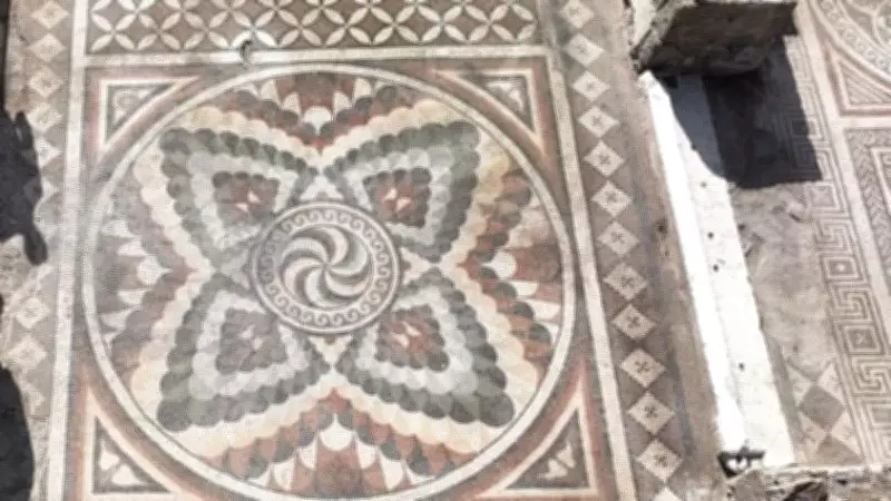 Kayseri'de Tarihi Keşif: Örenşehir Mozaikli Yapı Resmen Ören Yeri İlan Edildi