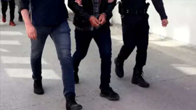 Keşan'da FETÖ Üyeliğinden Aranan 4 Şüpheli Yurt Dışına Kaçarken Yakalandı