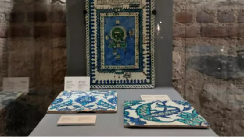 İki Tarihi İznik Çinisi Yıllar Sonra Türkiye'ye İade Edildi