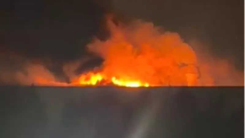 Kocaeli'de Raf İmalatı Yapılan Fabrikada Çıkan Yangın İtfaiye Müdahalesiyle Söndürüldü