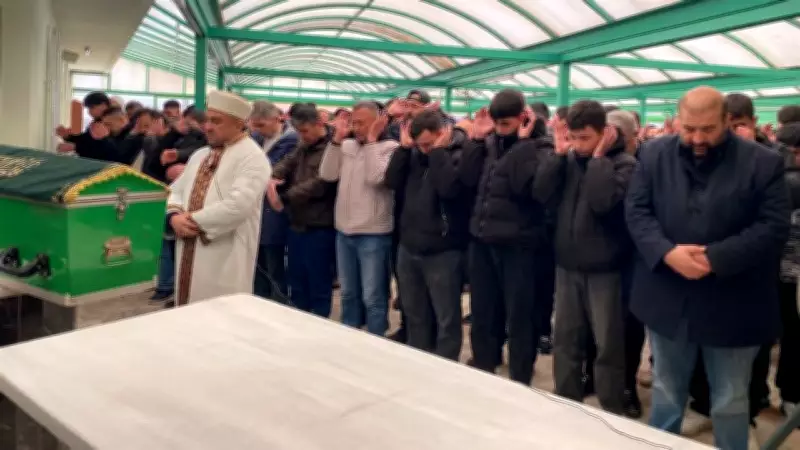 Kocaeli'de Sahurda Fenalaşan 49 Yaşındaki Baba, Hastanede Hayatını Kaybetti