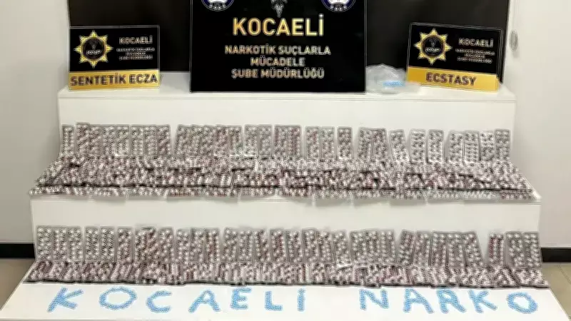 Kocaeli'de Uyuşturucu Operasyonu: 3 Tutuklama, 5 Kilo Uyuşturucu Ele Geçirildi