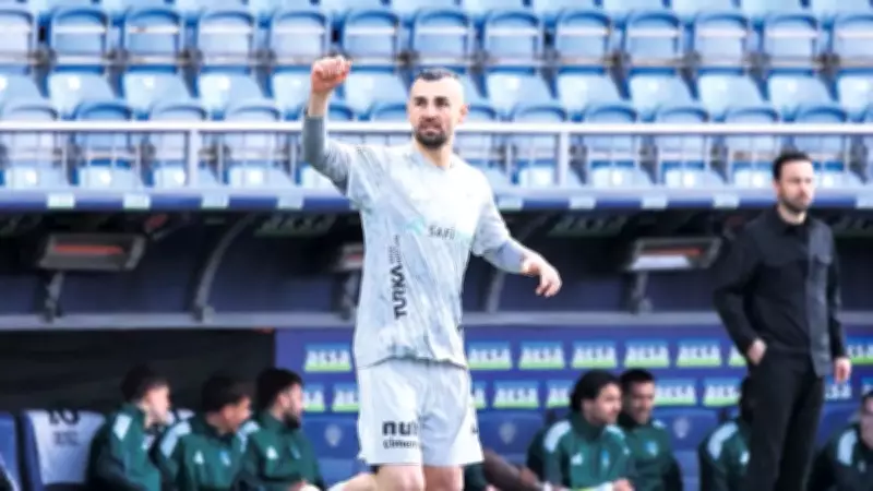 Kocaelispor, Eyüpspor'u Serdar Dursun'un Penaltı Golüyle Geçti