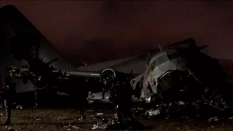 Kolombiya'da Askeri Nakliye Uçağı Düştü: 110'dan Fazla Asker Taşıyordu