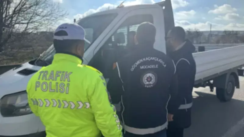Kırşehir'de Göçmen Kaçakçılığı Operasyonu: 14 Düzensiz Göçmen Yakalandı