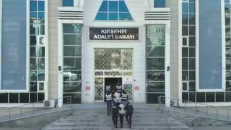Kırşehir'de Sahte Polis Çetesi Operasyonu: 3 Şüpheli Tutuklandı
