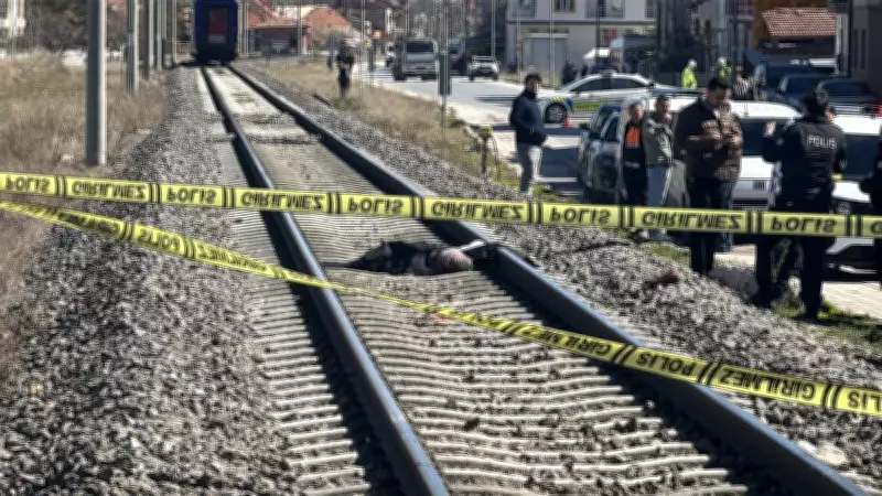 Kütahya'da Hemzemin Geçitte Feci Tren Kazası: Rahime Kalkan Hayatını Kaybetti