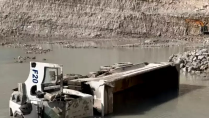 Kütahya'da Maden Sahasında Feci Kaza: Hafriyat Kamyonu Devrildi, Genç Sürücü Hayatını Kaybetti