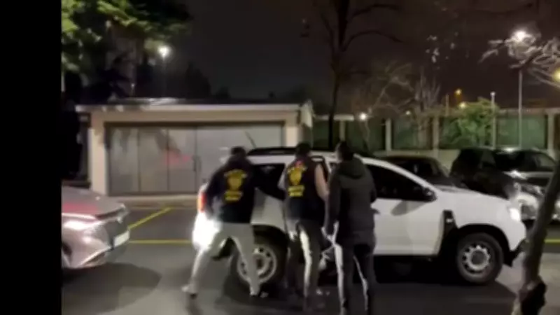 Kız Yurdu Karşısında Uygunsuz Hareketler Yapan Şahıs Polis Operasyonuyla Yakalandı