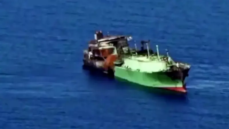 Libya, Saldırıya Uğrayan Rus Tankerinin Yerini Tespit Etti ve Güvenliğini Sağladı