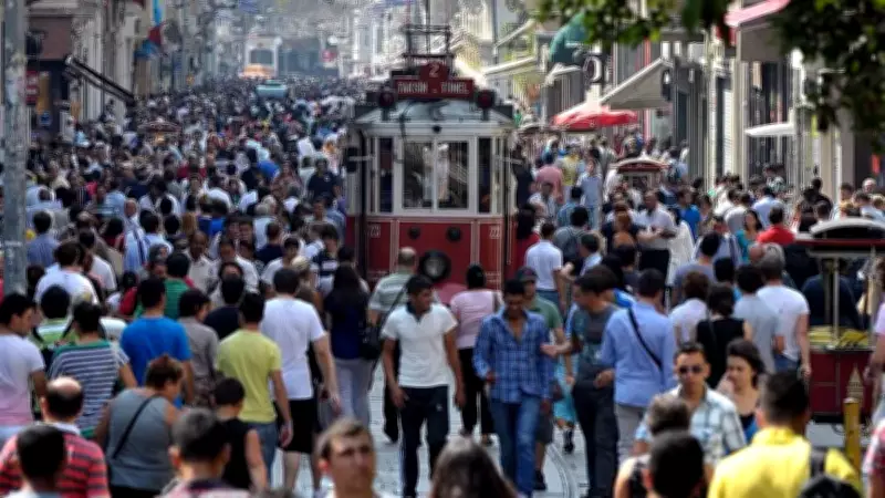 İlk Kez İşe Girecek Gençlere Devlet Desteği: 6 Aylık Maaş Ödemesi Başlıyor