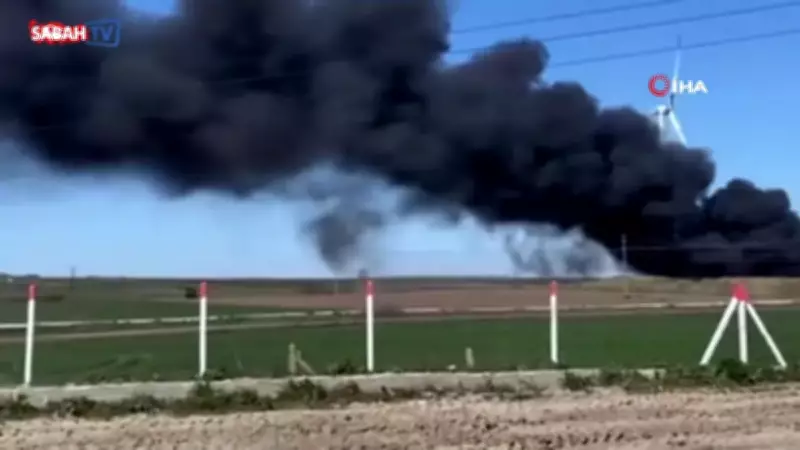 Lüleburgaz'da Geri Dönüşüm Tesisinde Çıkan Yangın Gökyüzünü Kararttı