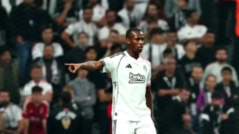 Lyon, Beşiktaş'ın Stoperi Tiago Djalo'yu İstiyor: Yaz Teklifi Bekleniyor