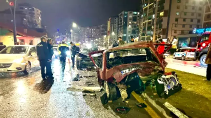 Malatya'da Meydana Gelen Trafik Kazasında Üç Kişi Yaralandı