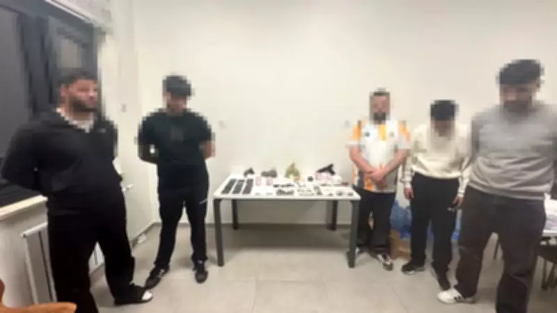Maltepe'de Zula Evine Baskın: 5 Şüpheli Gözaltında, Uyuşturucu ve Silah Ele Geçirildi