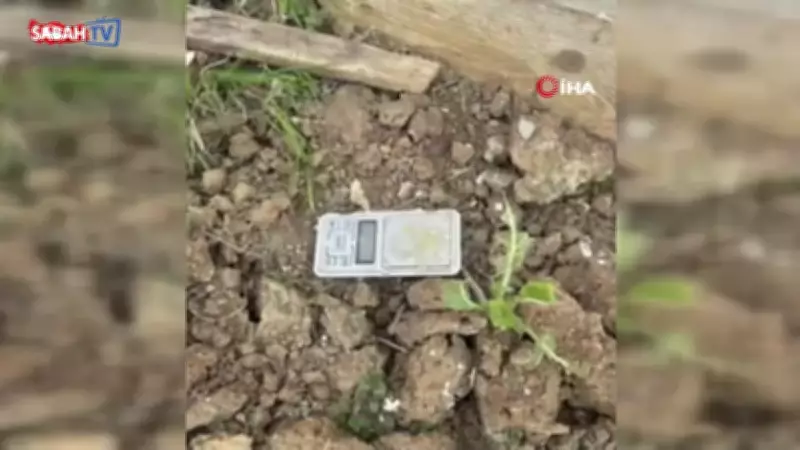 Maltepe'de Zula Evine Operasyon: Kilolarca Uyuşturucu ve 305 Bin TL Nakit Ele Geçirildi