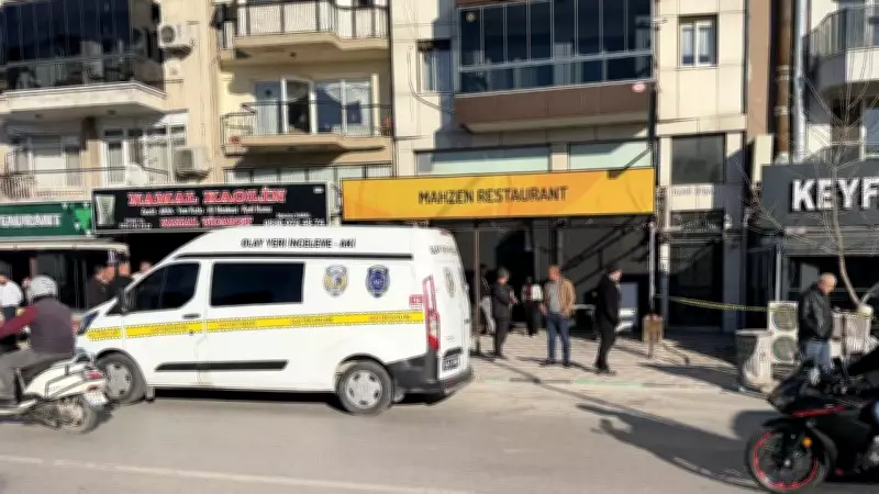 Manisa'da Bıçaklı Kavga: 1 Ölü, 2 Ağır Yaralı, Şüpheliler Kaçtı