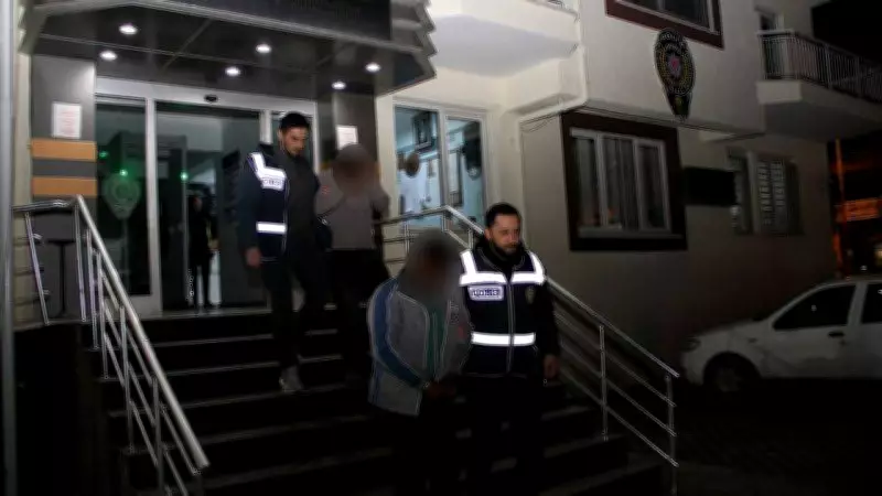 Manisa'da İnşaattan Hırsızlık Yapan İki Şüpheli Tutuklandı