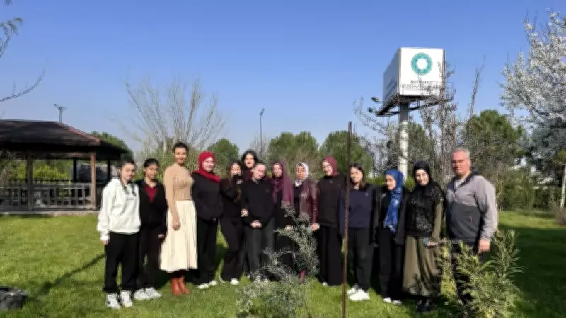 Manisa'da Öğretmen Fatma Nur Çelik'in Anısına Zeytin Ağacı Dikildi