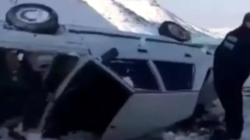 Mardin Mazıdağı'nda Otomobil Şarampole Devrildi: 4 Kişi Yaralandı