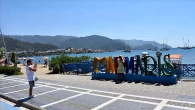 Marmaris'te 2026 Turizm Sezonu Çiçeklerle Açıldı: İlk Kafile İngiltere'den
