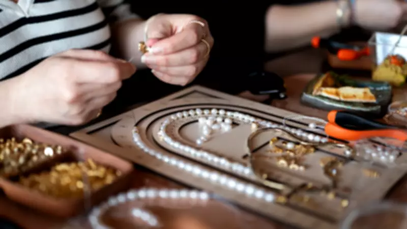 Mastercard Kullanıcıları Kendi İnci Kolyelerini Tasarlayabiliyor