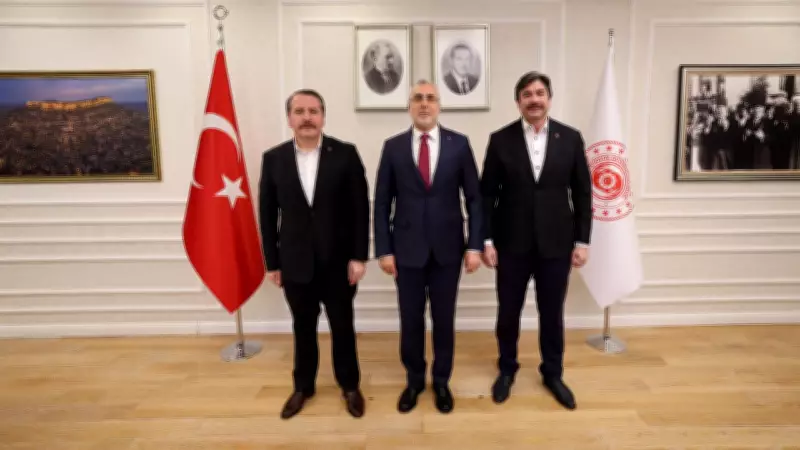 Memur-Sen Heyeti, Bakan Işıkhan ile Kamu Çalışanlarının Taleplerini Görüştü