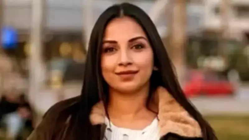 Mersin'de Boşanma Sürecindeki Eşini Bıçaklayarak Öldürdü: 9 Sabıkalı Zanlı Kaçtı