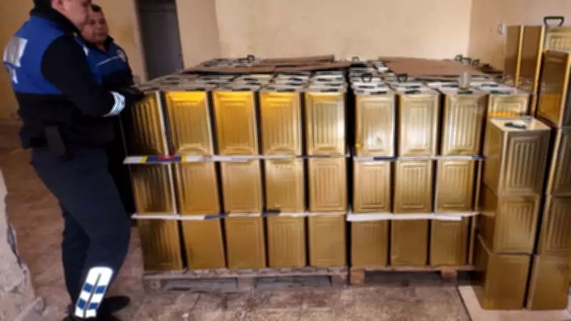 Mersin'de Büyük Operasyon: 4,5 Ton Sahte Zeytinyağı Depoda Yakalandı