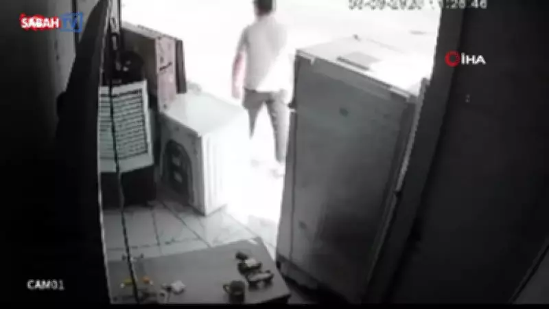 Mersin'de Esnafın İyilik Perdesi Ardından Yaşanan Hırsızlık Şoku: Güvenlik Kamerası Her Şeyi Kaydetti