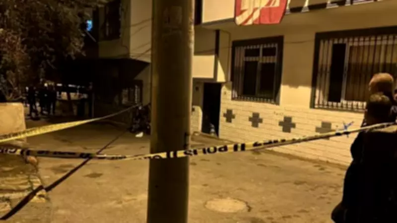 Mersin'de Silahlı Kavga: Evinin Önünde Vurulan 18 Yaşındaki Nur Almuhammet Hayatını Kaybetti