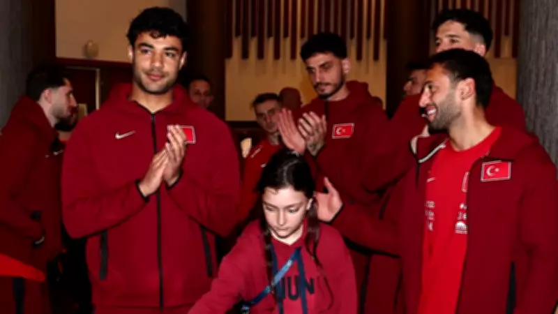 Milli Takım Kampında Ozan Kabak'ın Doğum Günü Coşkusu