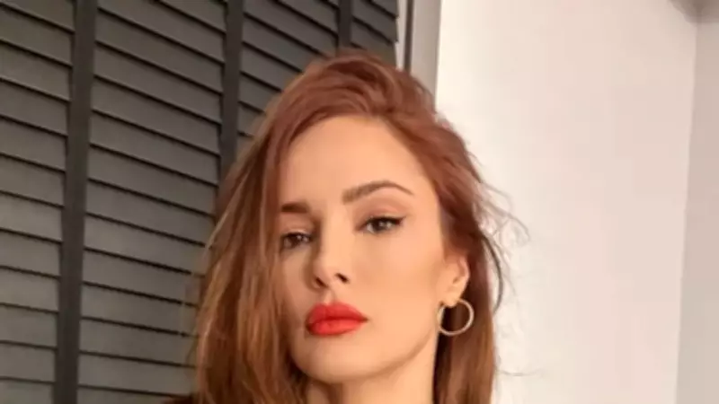 Mine Tugay'ın Gençlik Fotoğrafı Sosyal Medyada Fırtına Kopardı!