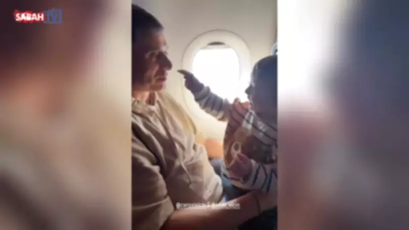 Minik Atlas'ın Uçakta Babasını Besleme Anı Sosyal Medyayı Salladı