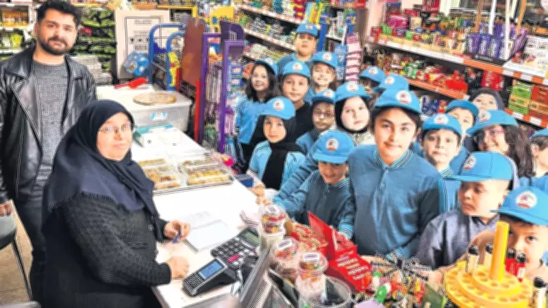 Minik Kalplerden Büyük Vefa: Öğrencilerden Hasta Çocuklara Anlamlı Ziyaret