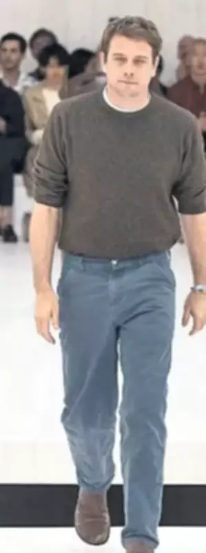 Moda Devi Tasarımcıların Kişisel Stilleri: Podyumun Şatafatına Karşı Minimalist Yaşam