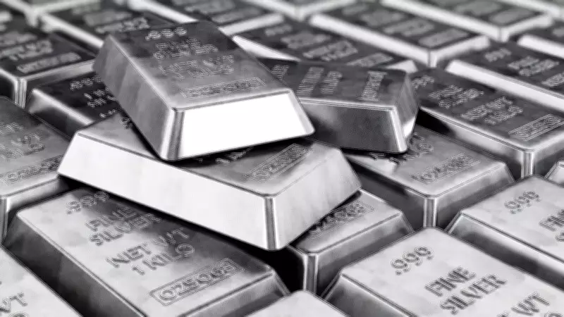 Morgan Stanley'den Gümüş Raporu: 95 Dolar Kritik Direnç, 130 Dolar Hedef